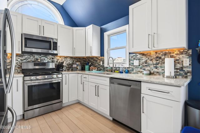 59 Jeffrey Drive, Manahawkin, NJ 08050