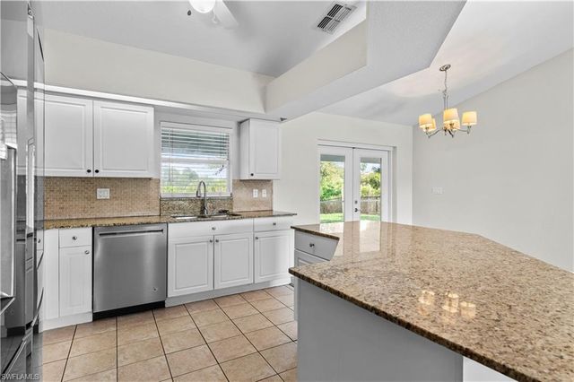 1418 SW 11th PL, Cape Coral, FL 33991