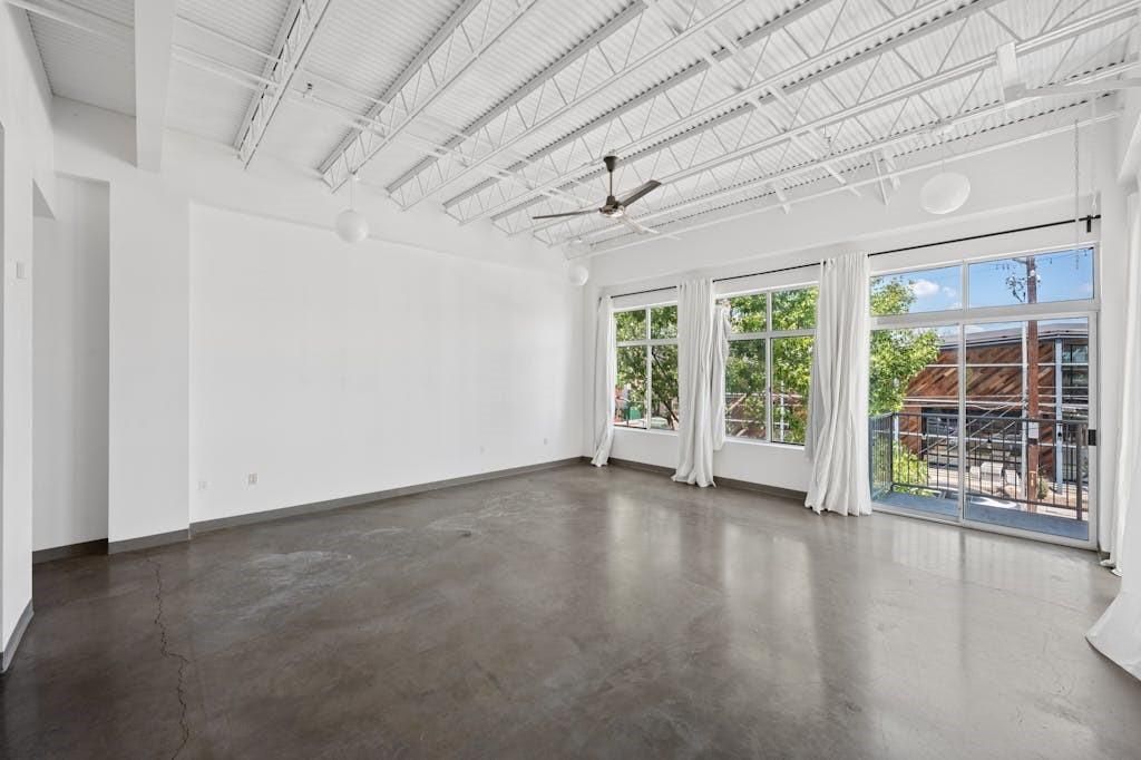 2401 E 6th ST 24, Austin, TX 78702