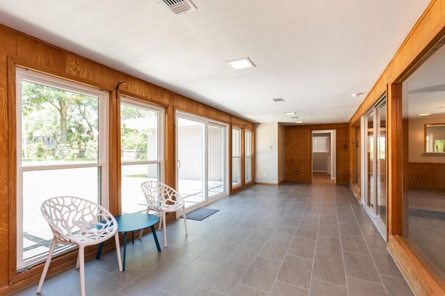 9106 Bonhomme Road, Houston, TX 77074