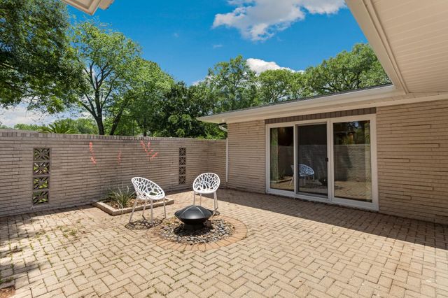 9106 Bonhomme Road, Houston, TX 77074