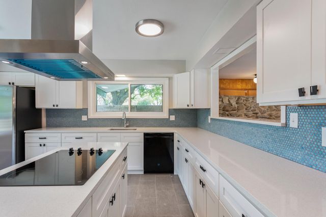 9106 Bonhomme Road, Houston, TX 77074
