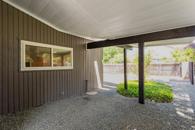 9106 Bonhomme Road, Houston, TX 77074