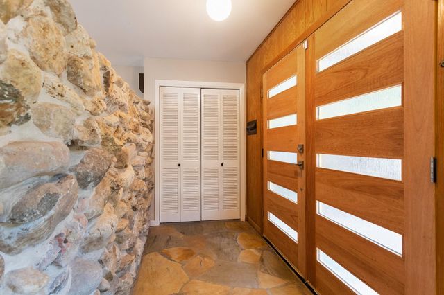 9106 Bonhomme Road, Houston, TX 77074