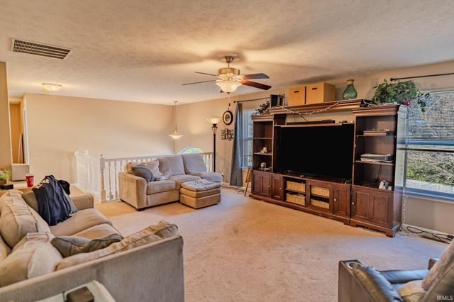 2532 Yeoman Lane, West Lafayette, IN 47906