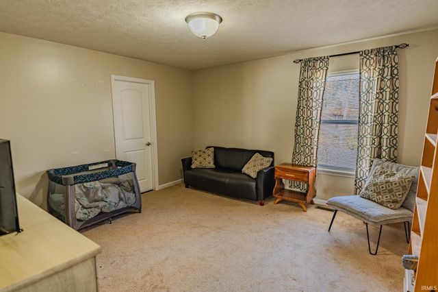 2532 Yeoman Lane, West Lafayette, IN 47906