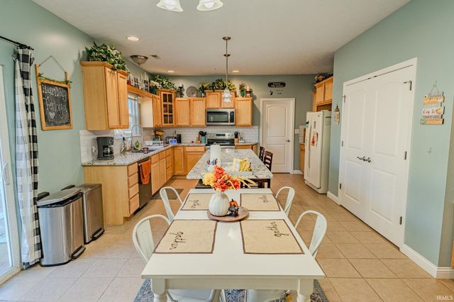 2532 Yeoman Lane, West Lafayette, IN 47906