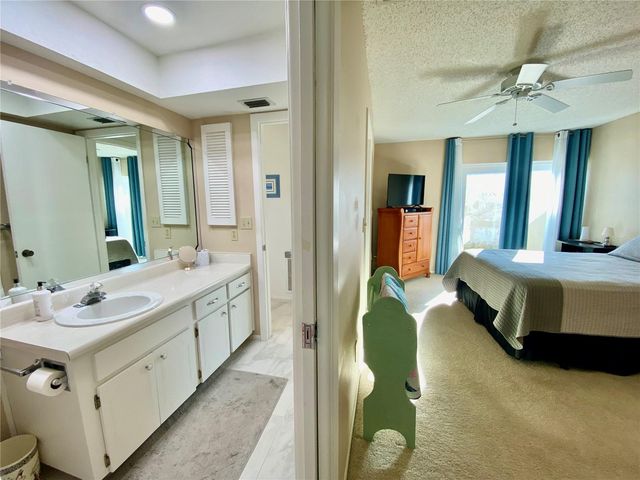 2740 HIGHLANDS BOULEVARD D, Palm Harbor, FL 34684