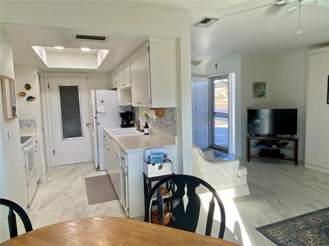 2740 HIGHLANDS BOULEVARD D, Palm Harbor, FL 34684