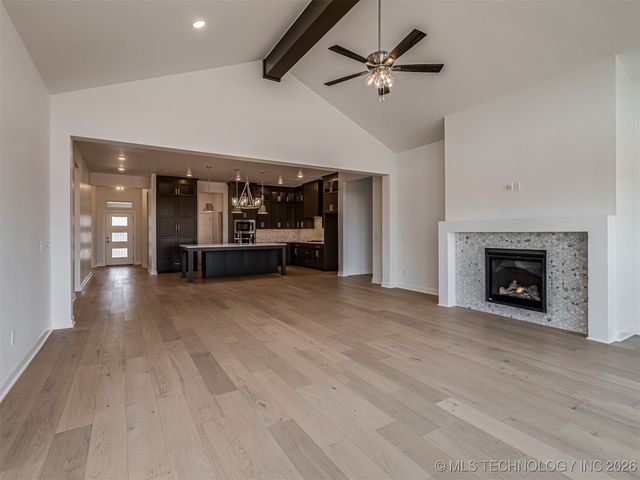 16302 S 89th Avenue E, Bixby, OK 74008