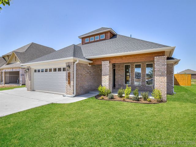 16302 S 89th Avenue E, Bixby, OK 74008