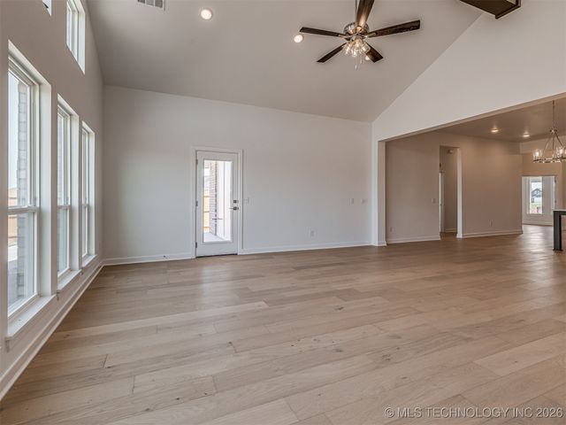 16302 S 89th Avenue E, Bixby, OK 74008