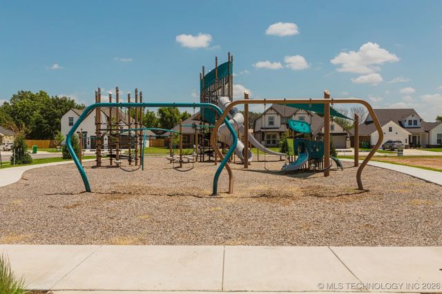 16302 S 89th Avenue E, Bixby, OK 74008