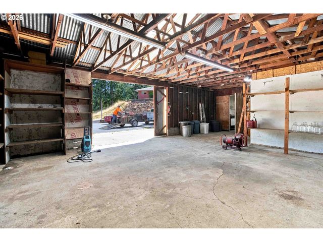 2500 HARRIS STREET Rd, Kelso, WA 98626