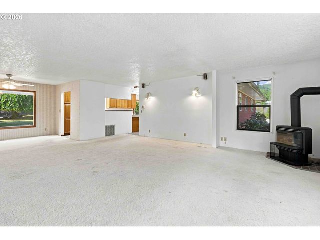 2500 HARRIS STREET Rd, Kelso, WA 98626