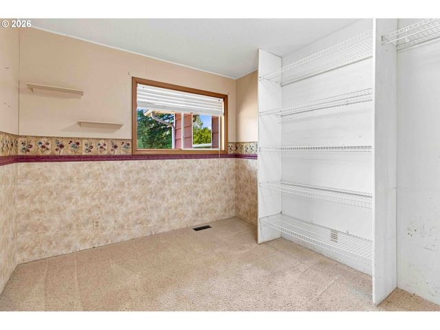2500 HARRIS STREET Rd, Kelso, WA 98626