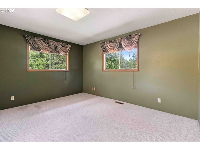 2500 HARRIS STREET Rd, Kelso, WA 98626