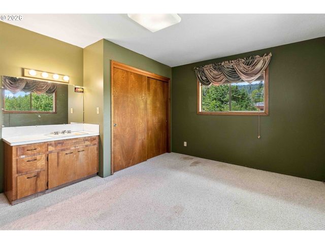 2500 HARRIS STREET Rd, Kelso, WA 98626