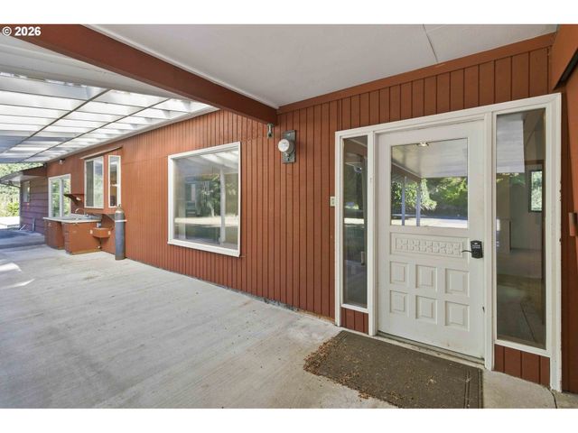 2500 HARRIS STREET Rd, Kelso, WA 98626