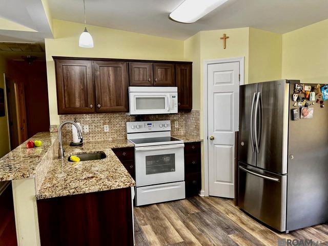 13519 Chase St, Gonzales, LA 70737