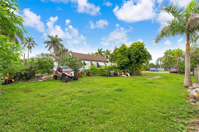 137 NW 20th Street, Homestead, FL 33030