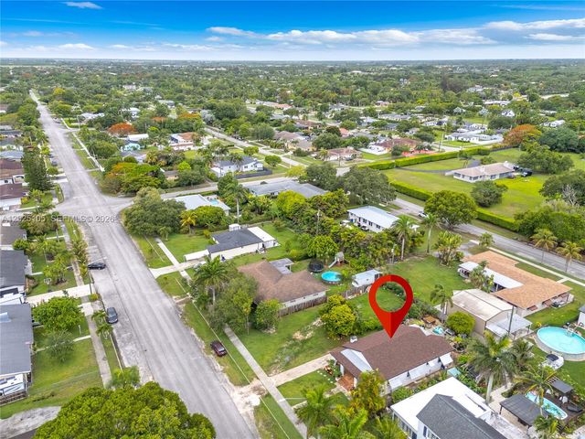 137 NW 20th Street, Homestead, FL 33030