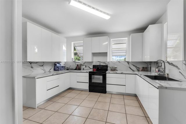 137 NW 20th Street, Homestead, FL 33030