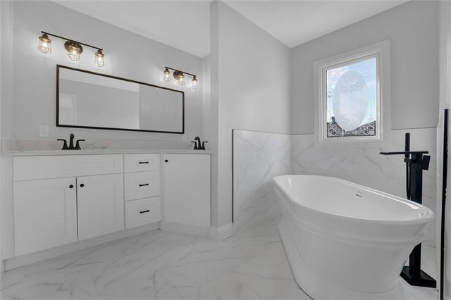 1525 WYNFIELD Drive, Auburn, GA 30011