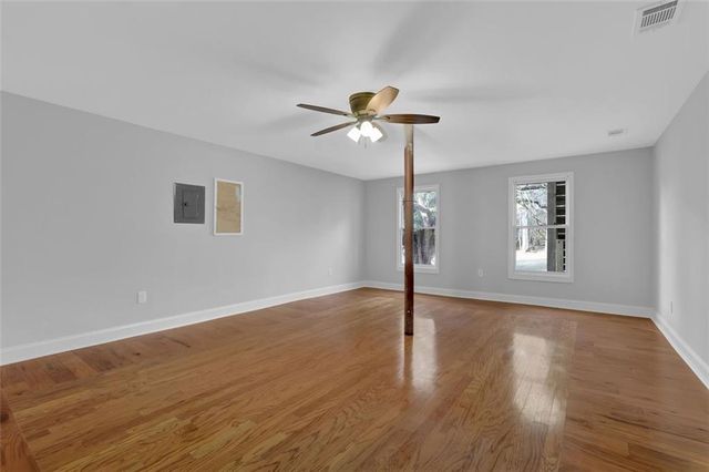 1525 WYNFIELD Drive, Auburn, GA 30011