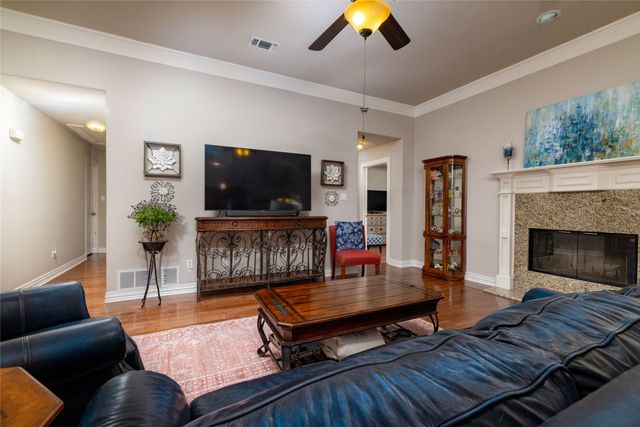 5593 Greenview Court, North Richland Hills, TX 76148