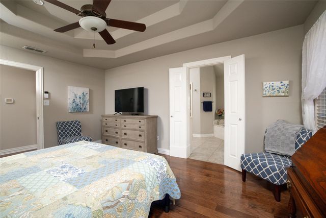 5593 Greenview Court, North Richland Hills, TX 76148