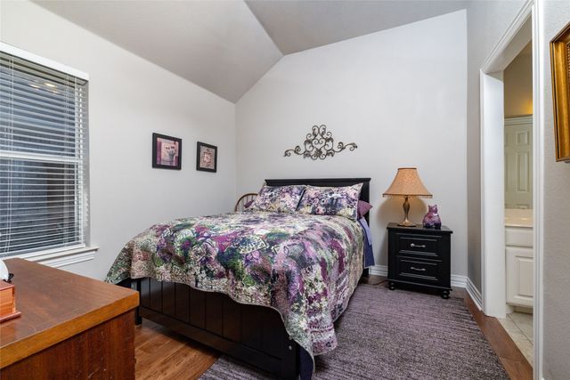 5593 Greenview Court, North Richland Hills, TX 76148