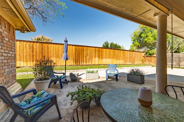 5593 Greenview Court, North Richland Hills, TX 76148