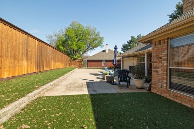 5593 Greenview Court, North Richland Hills, TX 76148