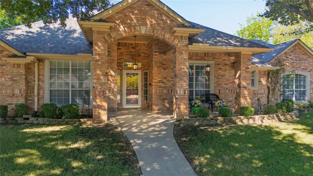 5593 Greenview Court, North Richland Hills, TX 76148