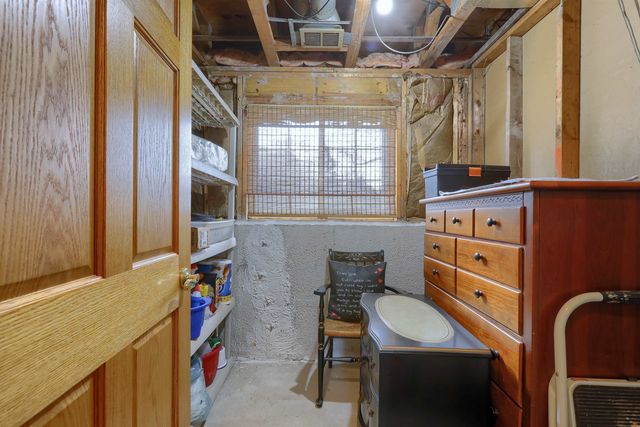 34405 Shorewood Street, Chesterfield Twp, MI 48047