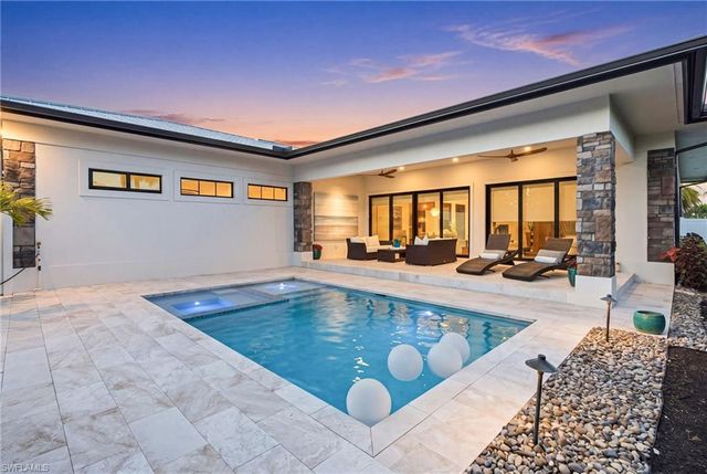167 Burning Tree DR, Naples, FL 34105