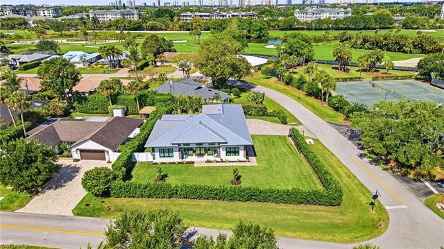 167 Burning Tree DR, Naples, FL 34105