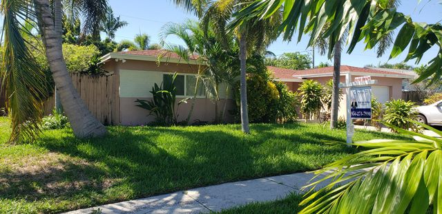 98 Seminole Lane, Boca Raton, FL 33487