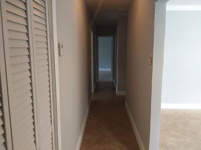 98 Seminole Lane, Boca Raton, FL 33487
