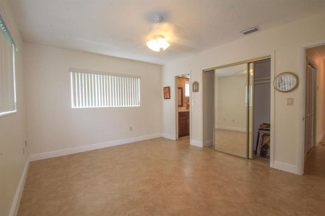 98 Seminole Lane, Boca Raton, FL 33487