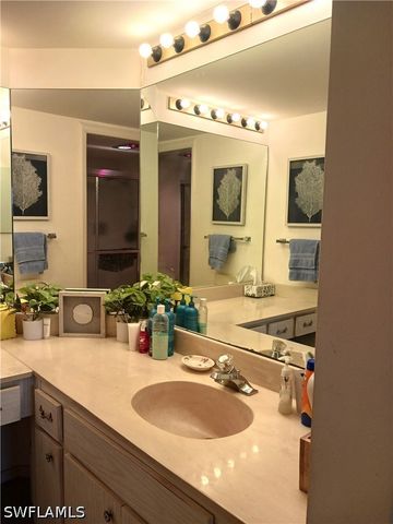4005 Gulf Shore BLVD N 605, Naples, FL 34103