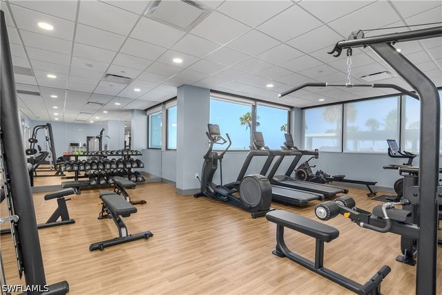 4005 Gulf Shore BLVD N 605, Naples, FL 34103