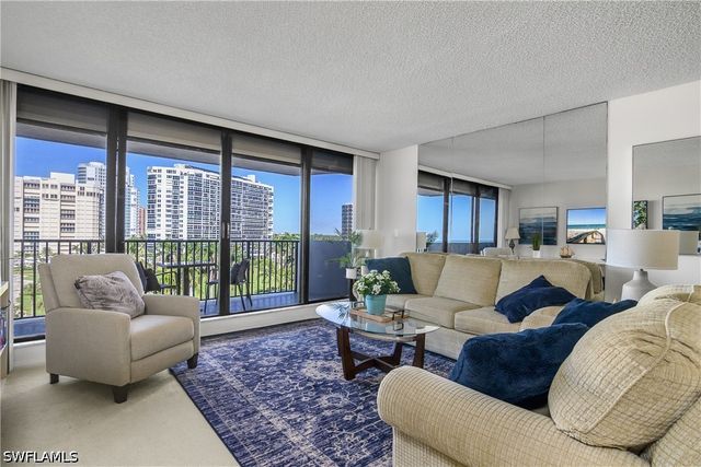 4005 Gulf Shore BLVD N 605, Naples, FL 34103