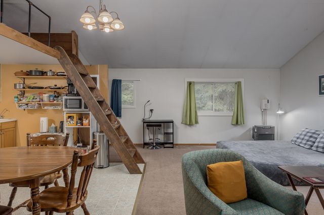 2571 DOC JOHN DRIVE, Fairbanks, AK 99709