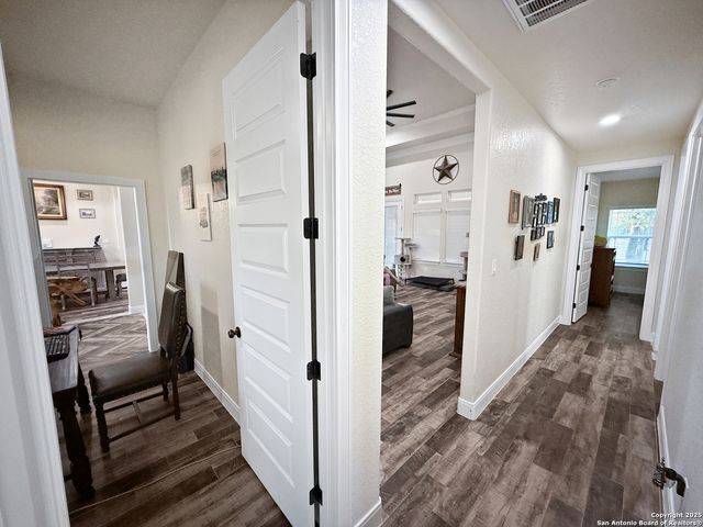 246 Cibolo Way, La Vernia, TX 78121