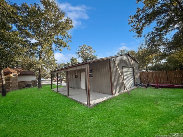 246 Cibolo Way, La Vernia, TX 78121