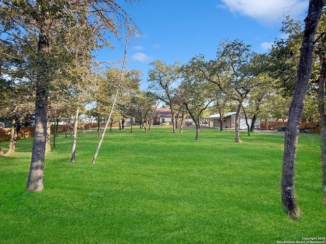 246 Cibolo Way, La Vernia, TX 78121