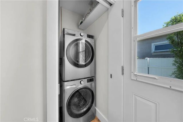 1430 Bonnie Brae Street, Hermosa Beach, CA 90254