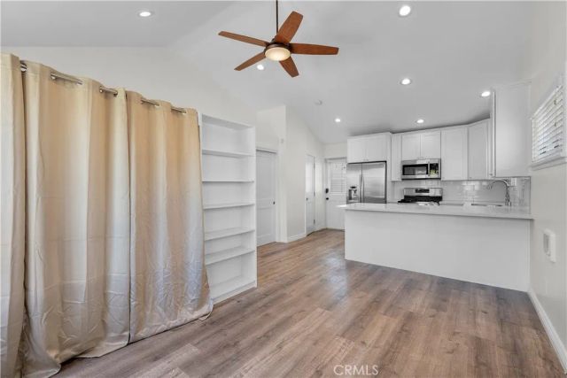 1430 Bonnie Brae Street, Hermosa Beach, CA 90254